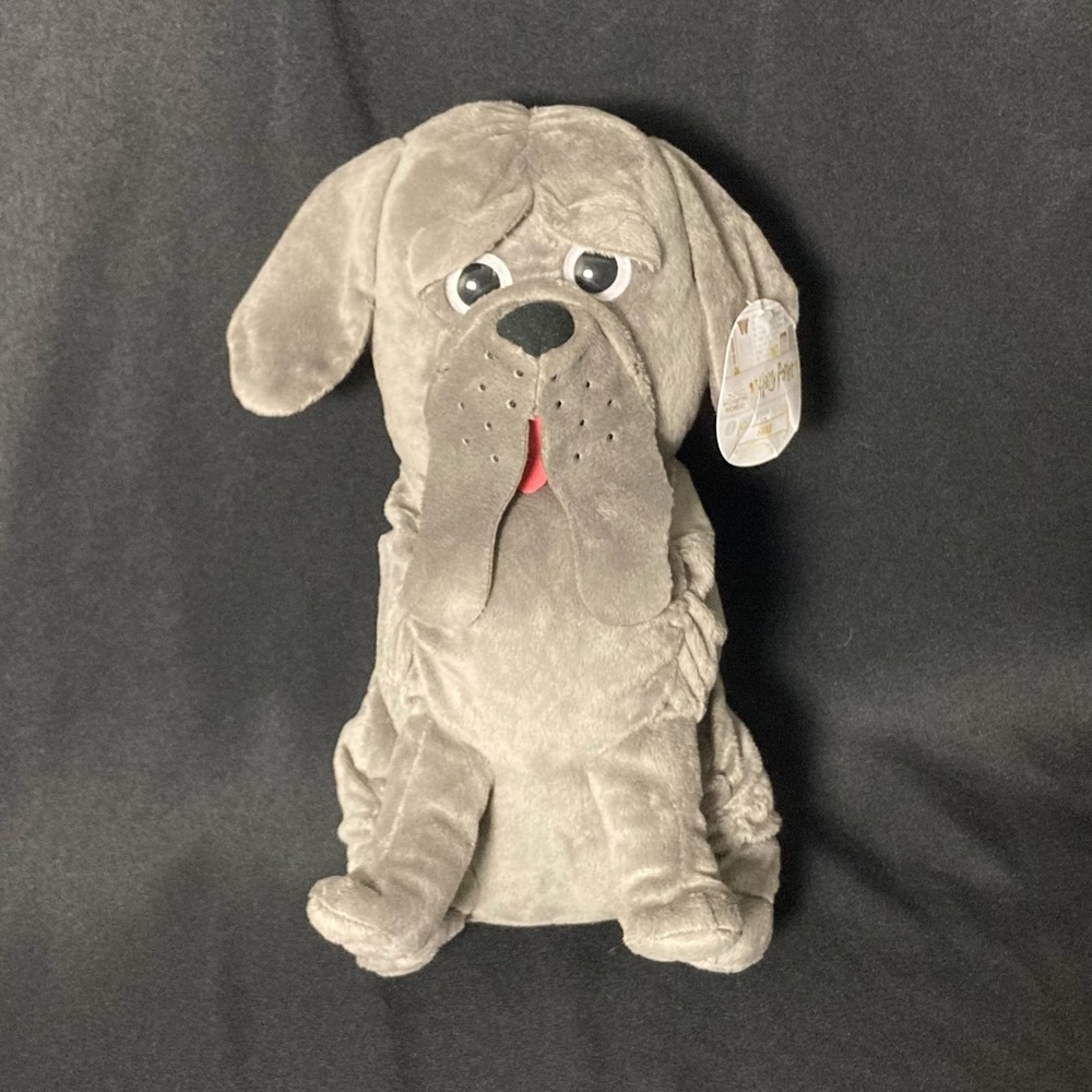 ⭐️ Fang The Dog Plush The Wizarding World Of Harry Potter